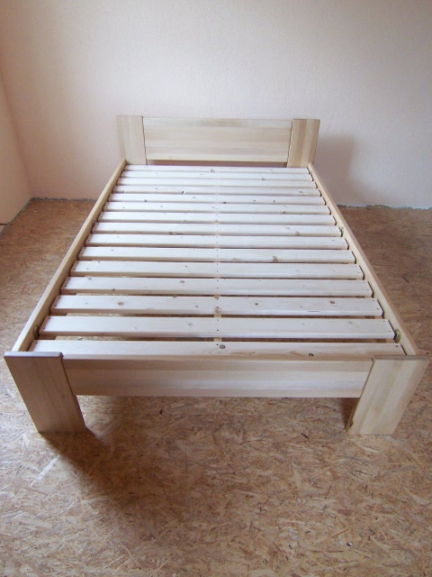 Jednolůžkvá postel | Starý Plzenec