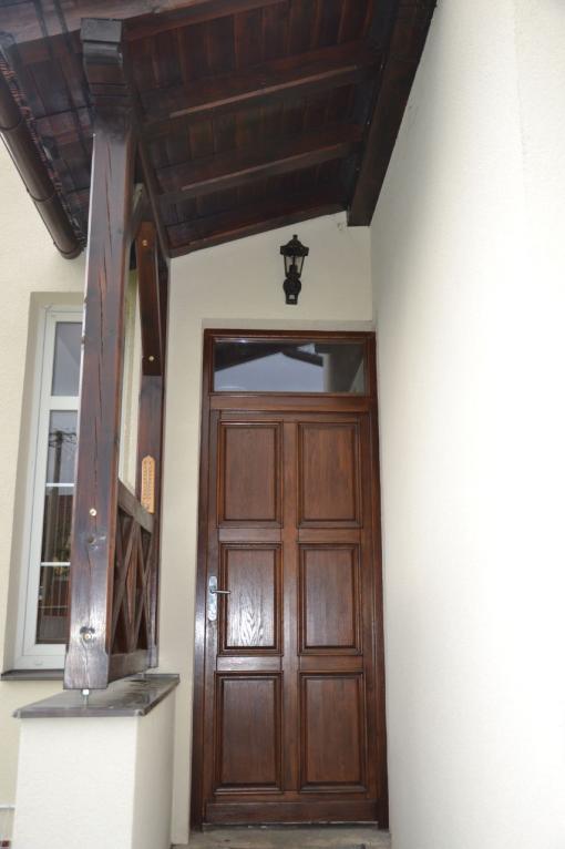 Vchodové dveře / pergola Vchodové dveře / pergola