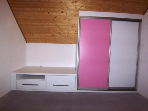 Vestavěná skříň Vestavěná skříň